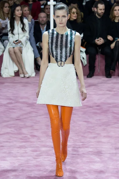 Look 31
